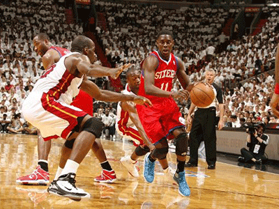 nba官网太阳vs雄鹿首发